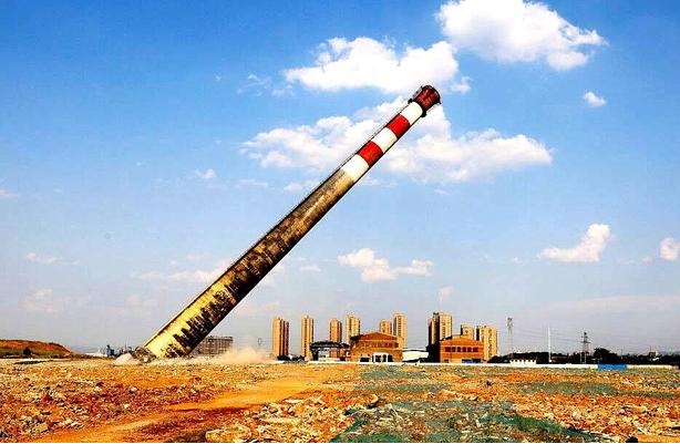 高空拆除-烟囱爆破拆除新闻