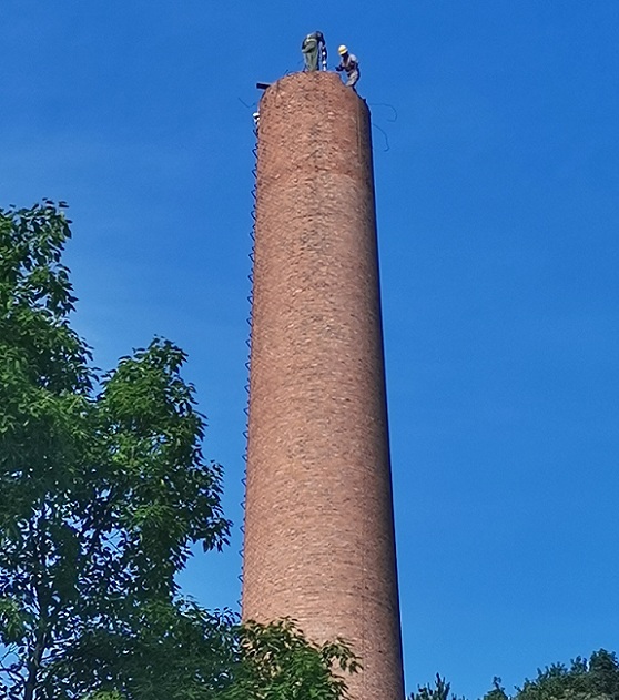 江苏砖烟囱拆除公司选哪家好？