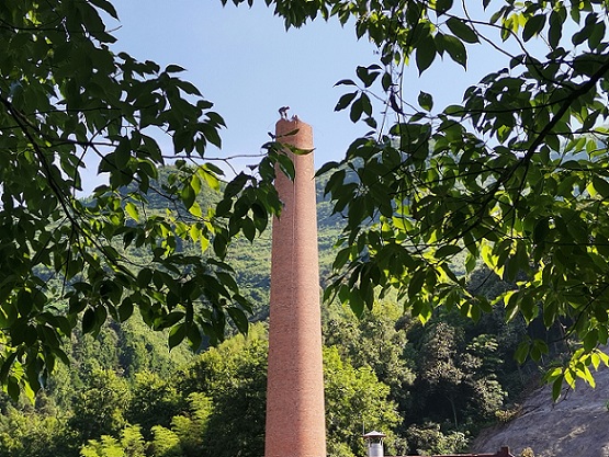 烟囱拆除施工现场安全要求与注意事项