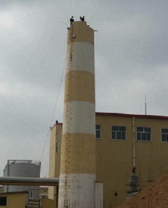 烟囱人工拆除-如何确保拆除安全实施