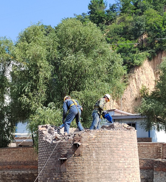 烟囱拆除-烟囱拆除方案的确定