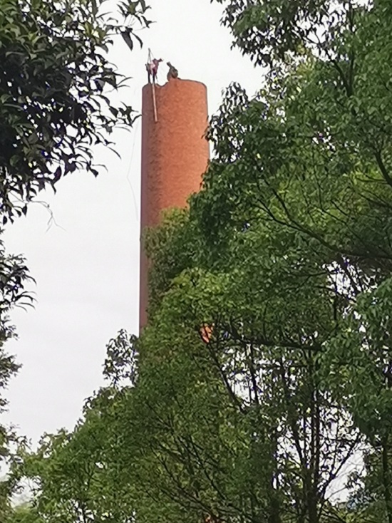 砖烟囱拆除-高效快捷/安全保障