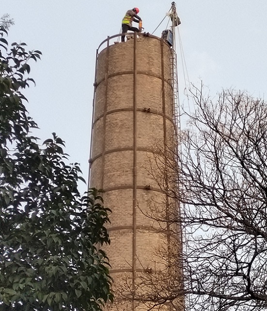江苏烟囱拆除公司优质的服务 高超的技术