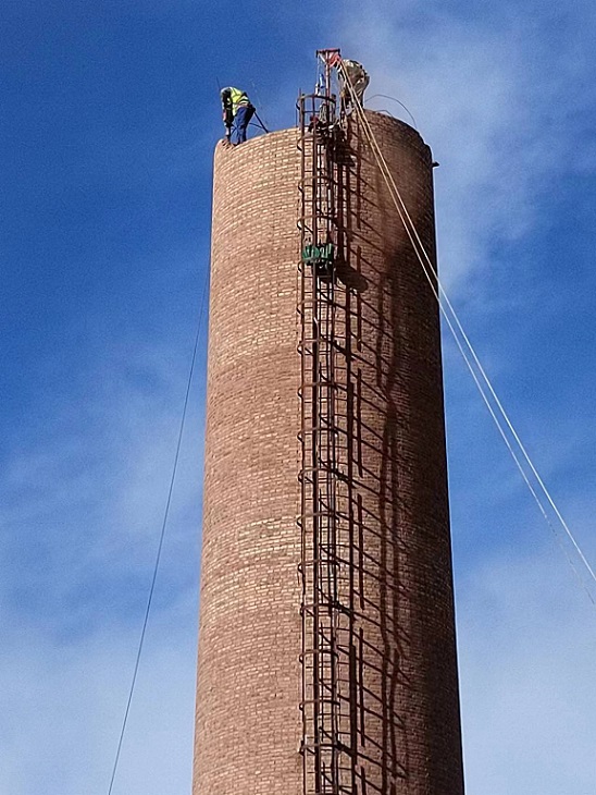 潍坊烟囱人工拆除公司施工实力强 安全又环保