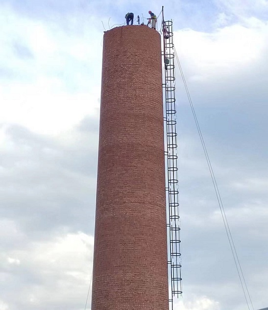 河南烟筒拆除-废弃烟筒拆除助力环保建设！