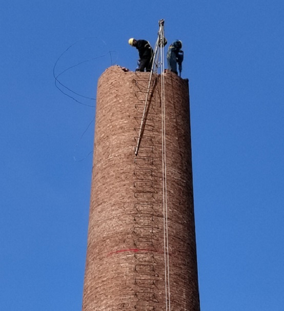 昆明烟囱人工拆除公司：如何确保安全、环保拆除烟囱