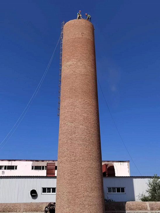 昆明拆除烟囱公司专业安全环保—— 欢迎您！