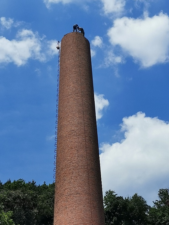 江苏烟囱拆除：根据实际情况制定合适的施工方案