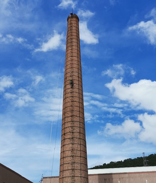 长春水泥烟囱拆除：安全拆除的理解与执行