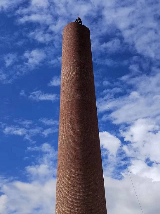 江苏烟囱拆除公司:专业方案助力安全拆除