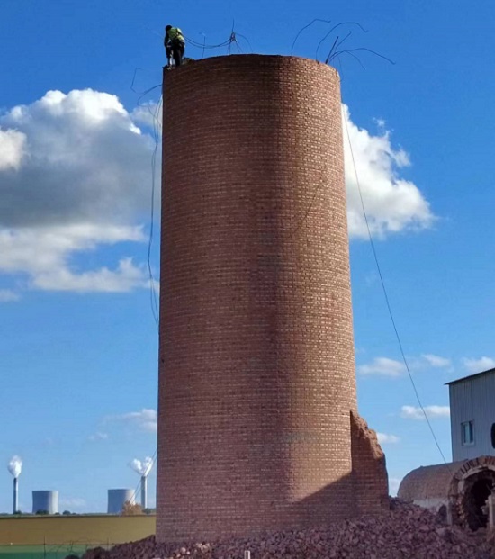 西安烟囱拆除公司:行业领先[价格优势]