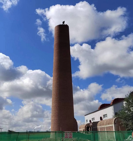 昆明拆除烟囱:如何选择合适的烟囱拆除服务商