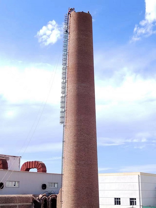 河南烟囱拆除的详细方法解说如下