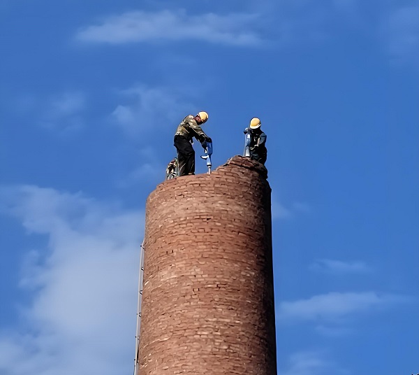 烟囱拆除难题咋破？专项方案给你专业答案！